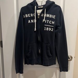 Men’s Distressed Zipper Sweater